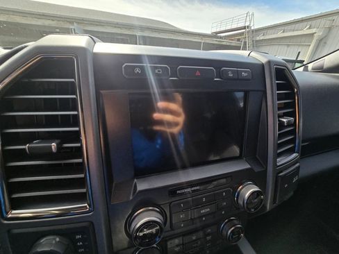 Certified 2019 Ford F150 Raptor w/ Equipment Group 802A Luxury image 12