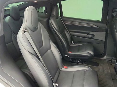 Used 2024 Tesla Model X image 31