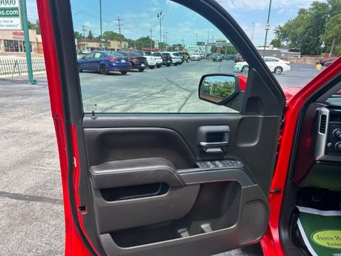 Used 2018 Chevrolet Silverado 1500 LT AWD/4WD image 14