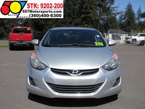 Used 2013 Hyundai Elantra GLS FWD image 12