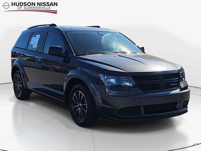 Used 2018 Dodge Journey SE w/ Connectivity Group