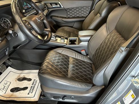 Used 2022 Mitsubishi Outlander SEL image 20