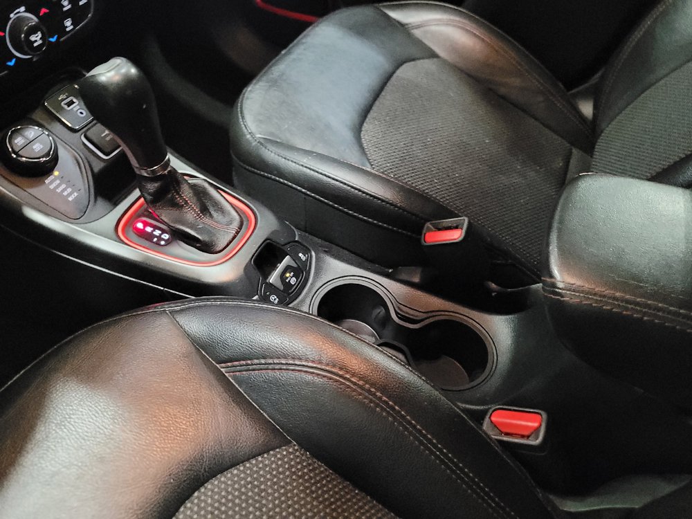 Used 2019 Jeep Compass Trailhawk AWD/4WD image 26