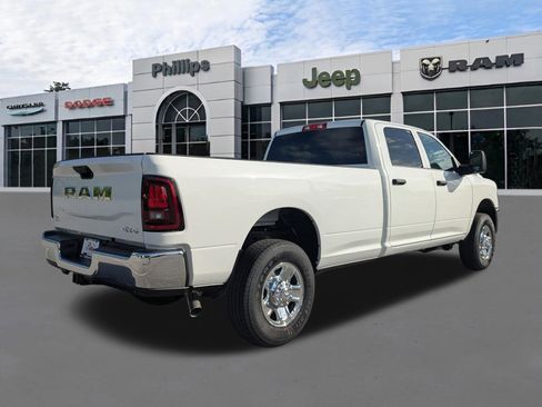New 2026 RAM 2500 Tradesman AWD/4WD image 3
