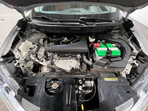 Used 2019 Nissan Rogue SL w/ Premium Package image 27