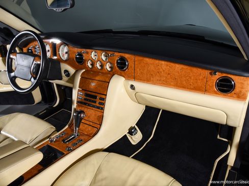 Used 2005 Bentley Arnage RL image 26