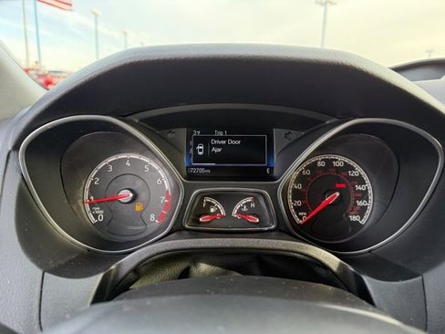 Used 2017 Ford Focus ST image 21