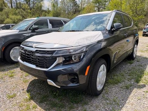 New 2026 Kia Seltos EX AWD/4WD image 2