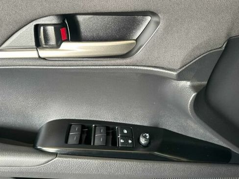 Used 2025 Toyota Camry LE FWD image 11