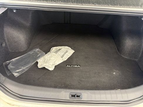 Used 2022 Nissan Altima 2.5 S image 15