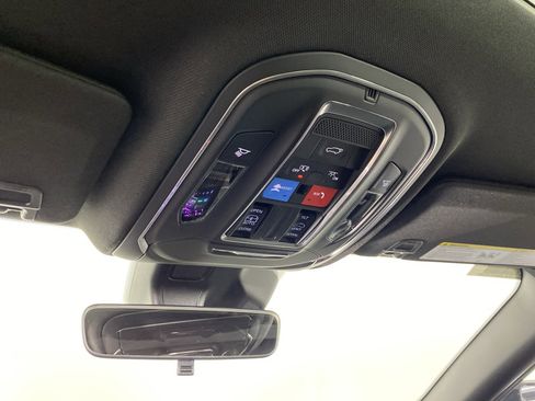 New 2025 Jeep Grand Cherokee L Altitude image 24