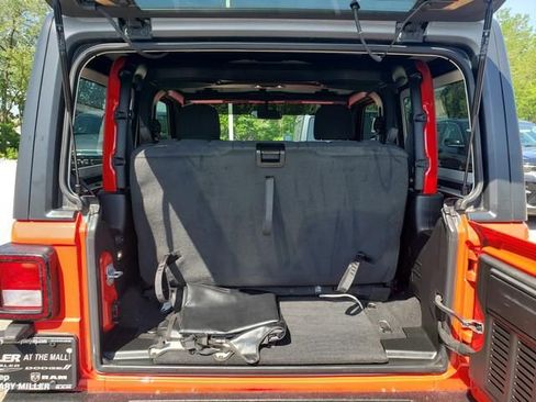 Used 2020 Jeep Wrangler Sport AWD/4WD image 5