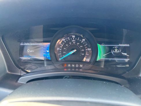 Used 2016 Ford Expedition EL Platinum image 29