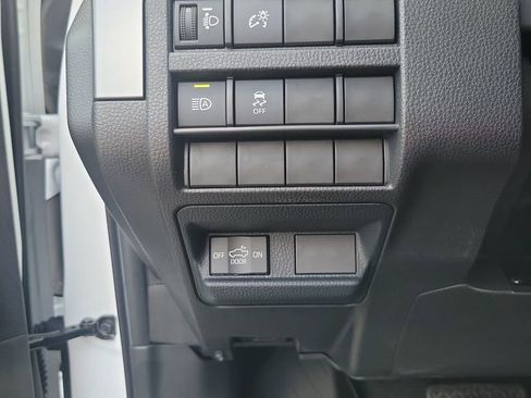 Used 2025 Toyota Tacoma SR5 image 30