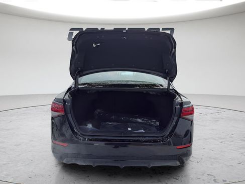 Used 2025 Nissan Sentra S image 8