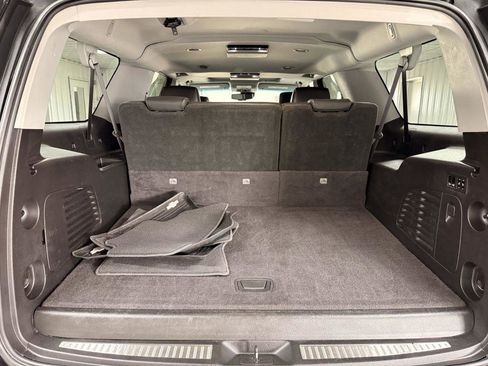 Used 2017 Chevrolet Suburban Premier image 37