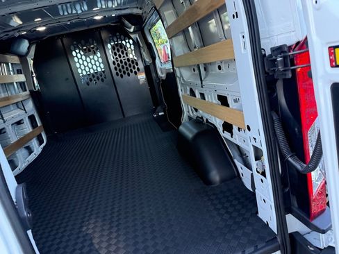 Used 2025 Ford Transit 250 Low Roof w/ Exterior Upgrade Package RWD image 3