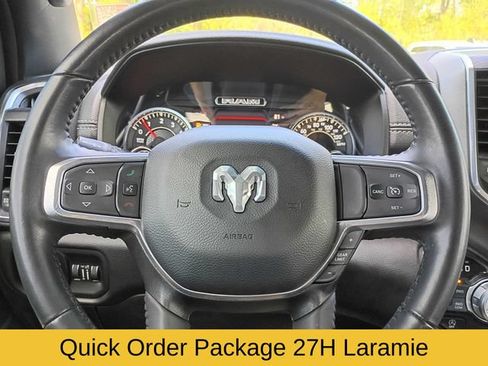 Used 2023 RAM 1500 Laramie AWD/4WD image 13
