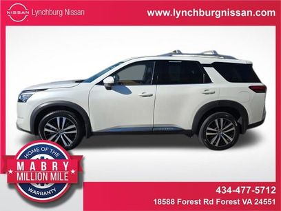 Used 2023 Nissan Pathfinder Platinum w/ Black Appearance Package