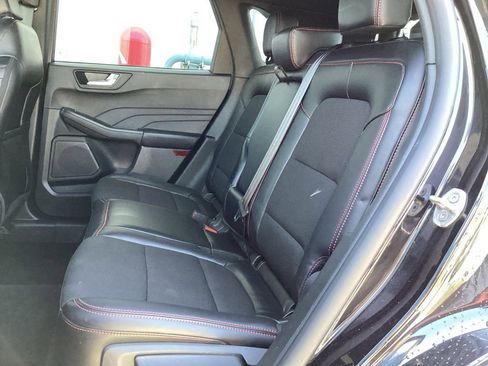 Used 2025 Ford Escape ST-Line AWD/4WD image 13