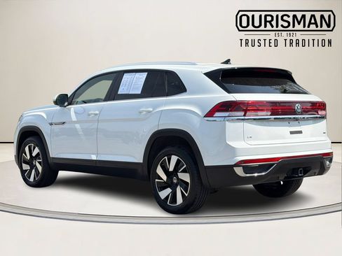 Certified 2025 Volkswagen Atlas Cross Sport SE AWD/4WD image 4