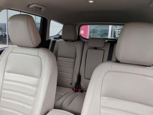 Used 2019 Ford Escape SEL image 14