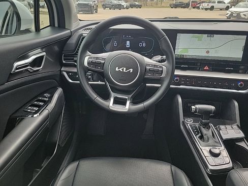 Used 2023 Kia Sportage EX FWD image 12