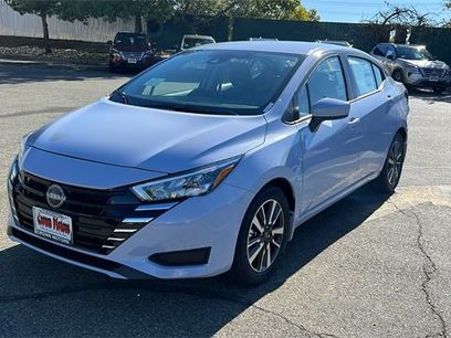New 2025 Nissan Versa SV w/ Trunk Package