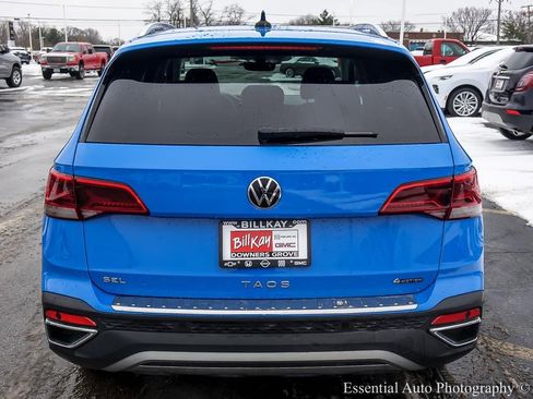 Used 2023 Volkswagen Taos SEL image 6