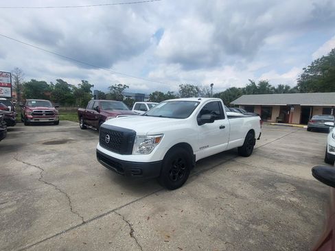 Used 2019 Nissan Titan S RWD image 44