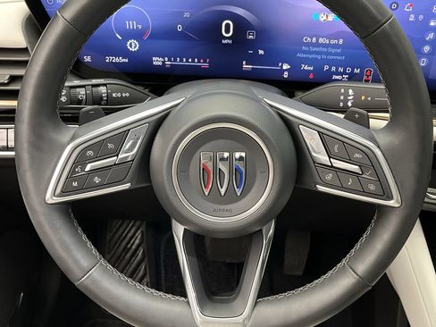 Certified 2024 Buick Envision Avenir image 16