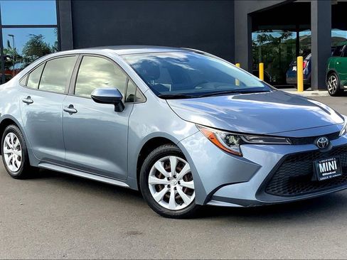 Used 2020 Toyota Corolla LE image 33