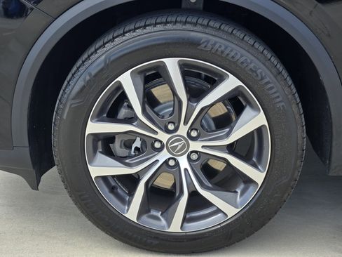 Certified 2024 Acura MDX SH-AWD w/ Technology Package image 8