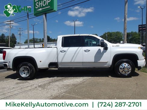 Used 2024 Chevrolet Silverado 3500 High Country w/ High Country Premium Package AWD/4WD image 8