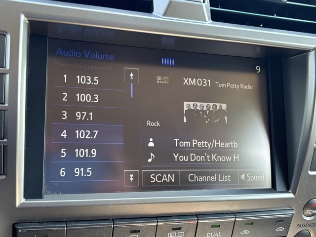 Used 2019 Lexus GX 460 AWD/4WD image 35