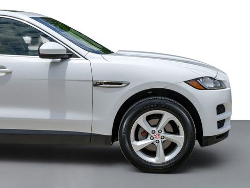 Used 2019 Jaguar F-PACE Premium AWD/4WD image 7