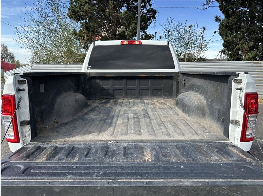 Used 2024 RAM 2500 Big Horn w/ Off Road Package AWD/4WD image 32