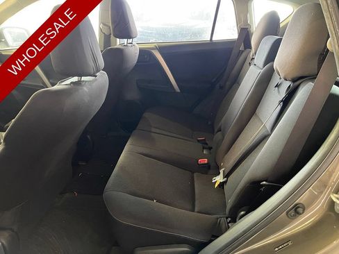 Used 2013 Toyota RAV4 XLE FWD image 11