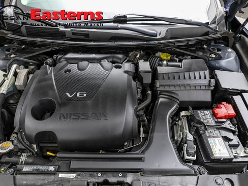 Used 2023 Nissan Maxima SV w/ Floor Mat Group image 7