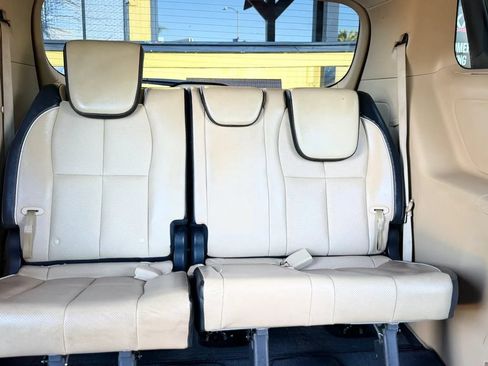 Used 2015 Kia Sedona SX FWD image 11