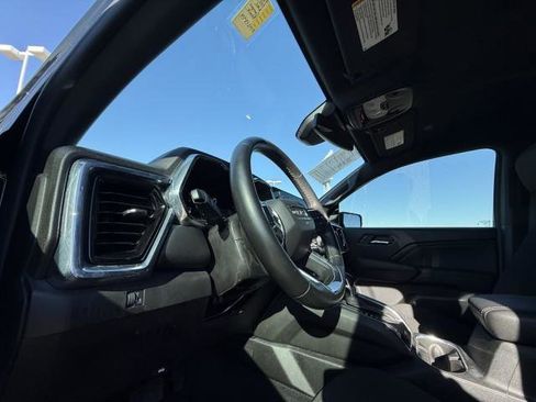 Used 2023 GMC Canyon Elevation w/ Convenience Package image 17