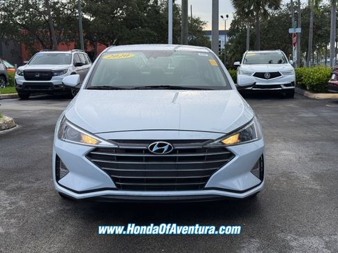Used 2020 Hyundai Elantra SEL FWD image 2