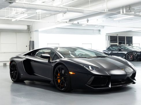 Used 2014 Lamborghini Aventador LP 700-4 AWD/4WD image 10