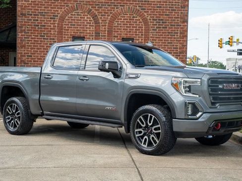 Used 2021 GMC Sierra 1500 AT4 w/ AT4 Premium Package AWD/4WD image 3