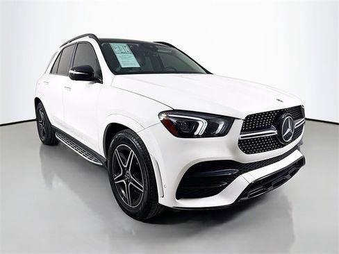 Used 2023 Mercedes-Benz GLE 450 4MATIC image 3