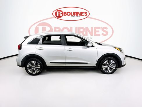 Used 2021 Kia Niro EX Premium FWD image 13