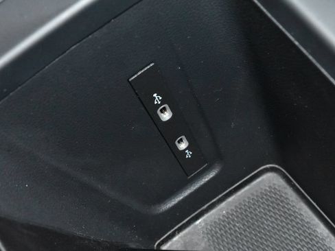 Certified 2026 Volkswagen Tiguan S AWD/4WD image 11