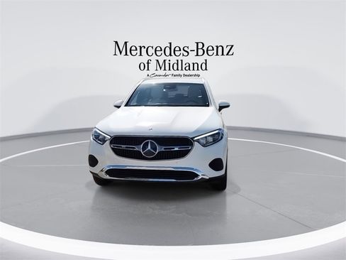 New 2025 Mercedes-Benz GLC 300 4MATIC image 3