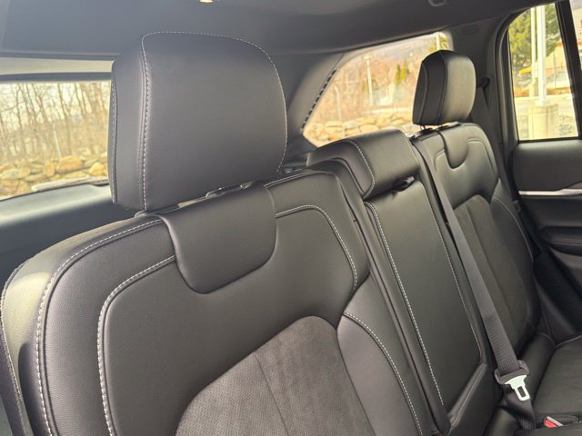 New 2026 Jeep Grand Cherokee Altitude AWD/4WD image 31