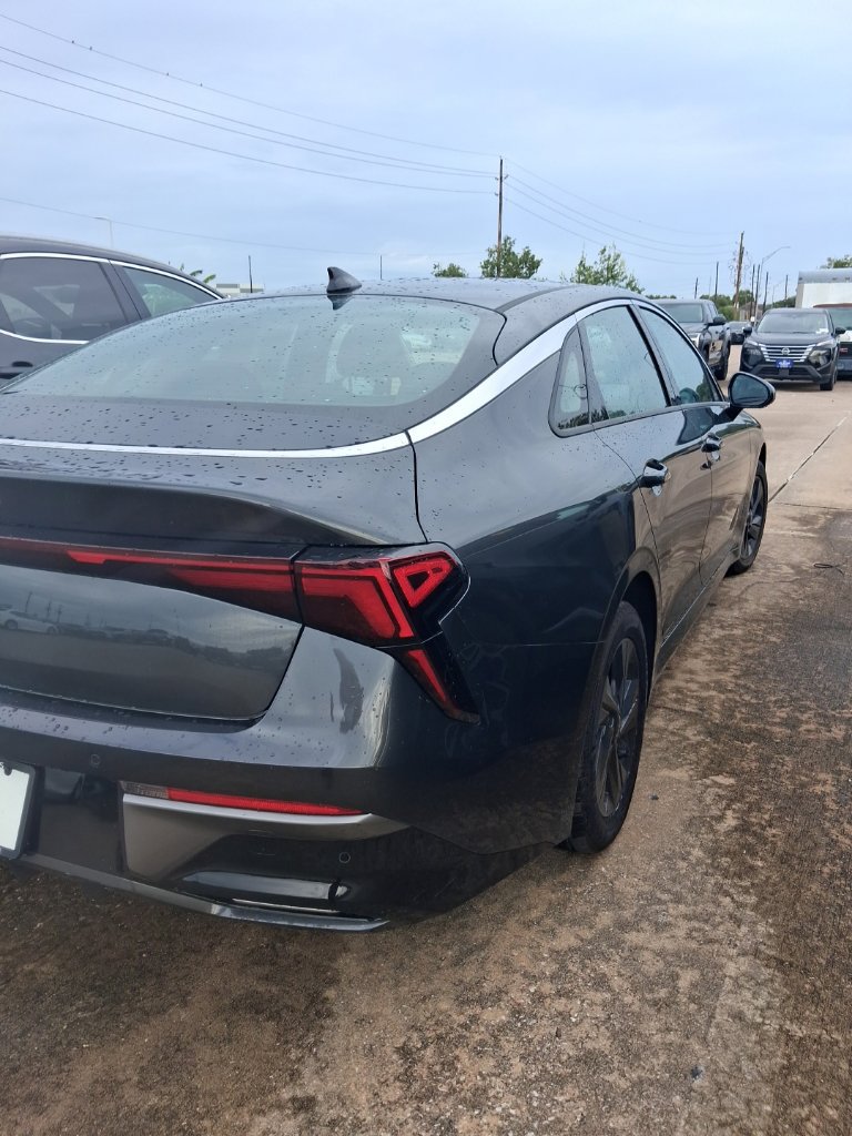 Used 2025 Kia K5 LXS FWD image 3
